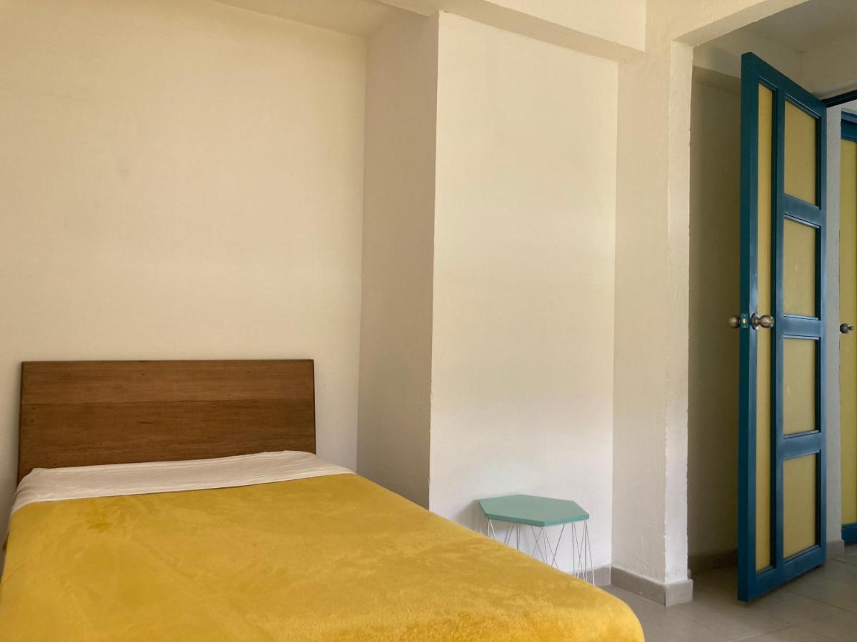 Hostal Casa Lantana La Candelaria Bogota Ngoại thất bức ảnh