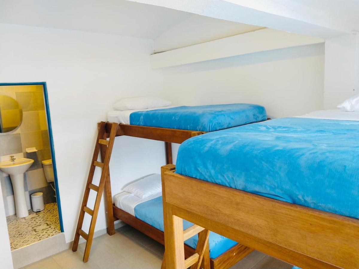 Hostal Casa Lantana La Candelaria Bogota Ngoại thất bức ảnh
