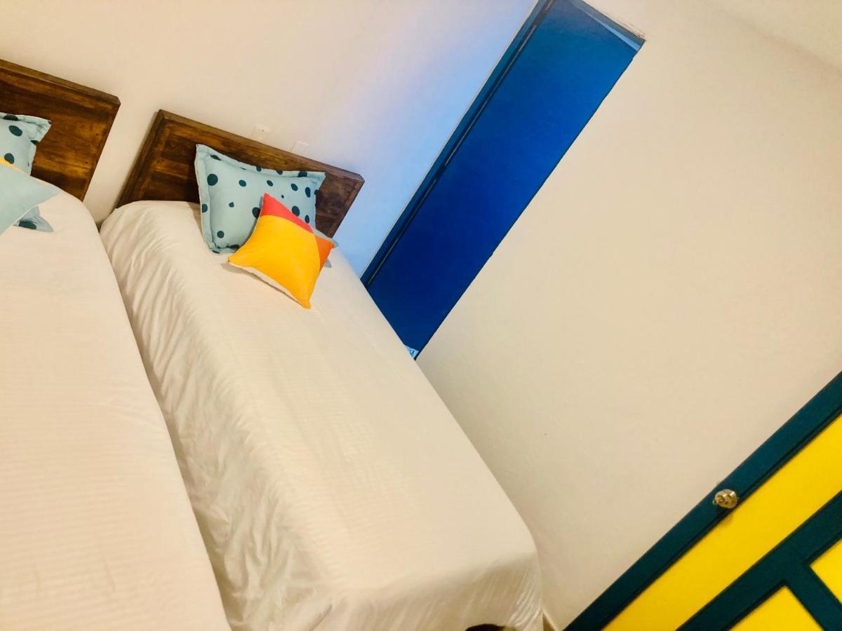Hostal Casa Lantana La Candelaria Bogota Ngoại thất bức ảnh