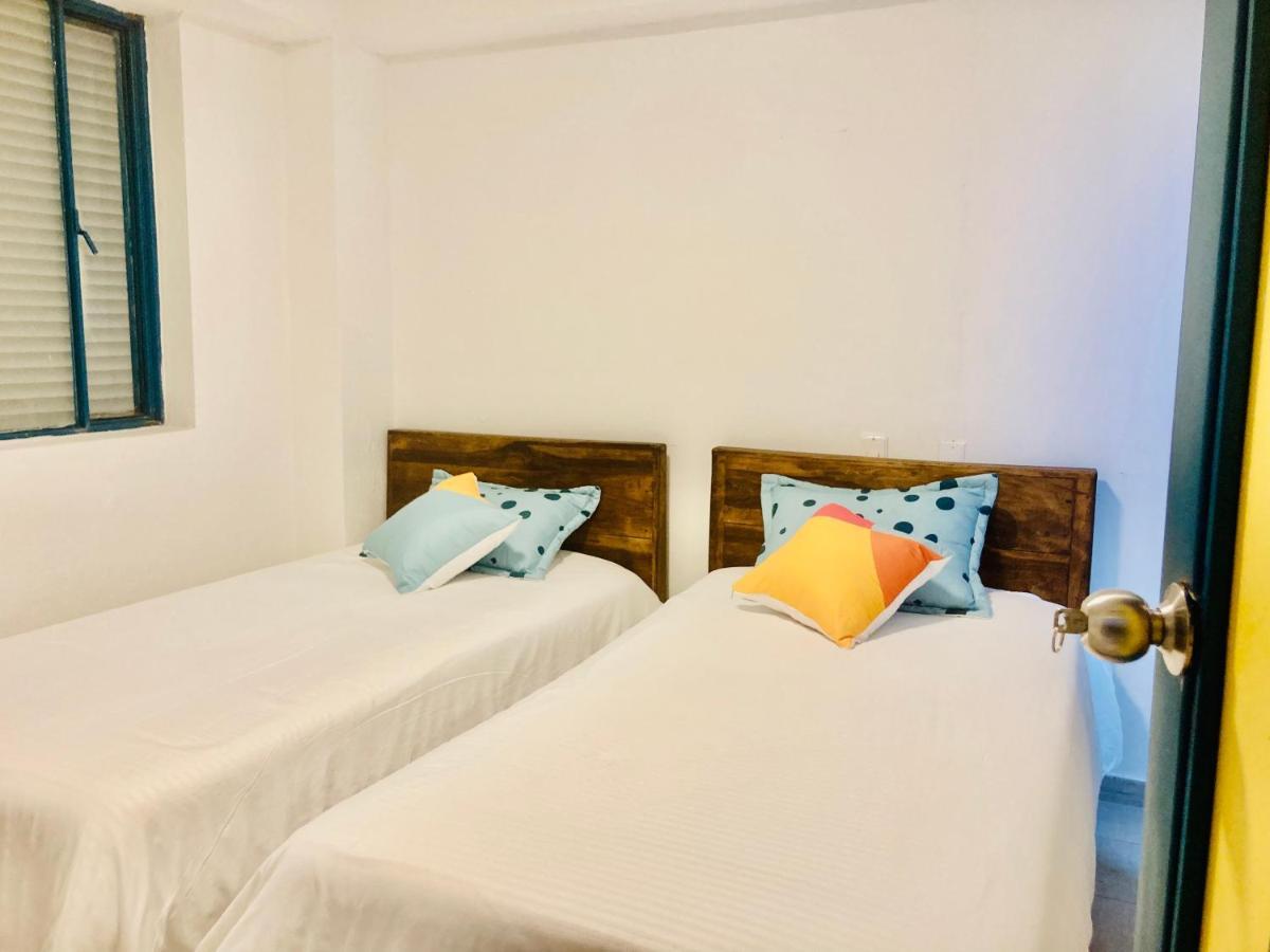 Hostal Casa Lantana La Candelaria Bogota Ngoại thất bức ảnh